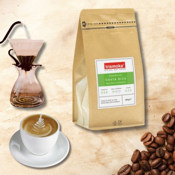 Trismoka Costa Rica 250g Single Origin Vorderseite mit gemahlenem Kaffee